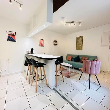 Appartement Confidentiel Laon Exterior photo
